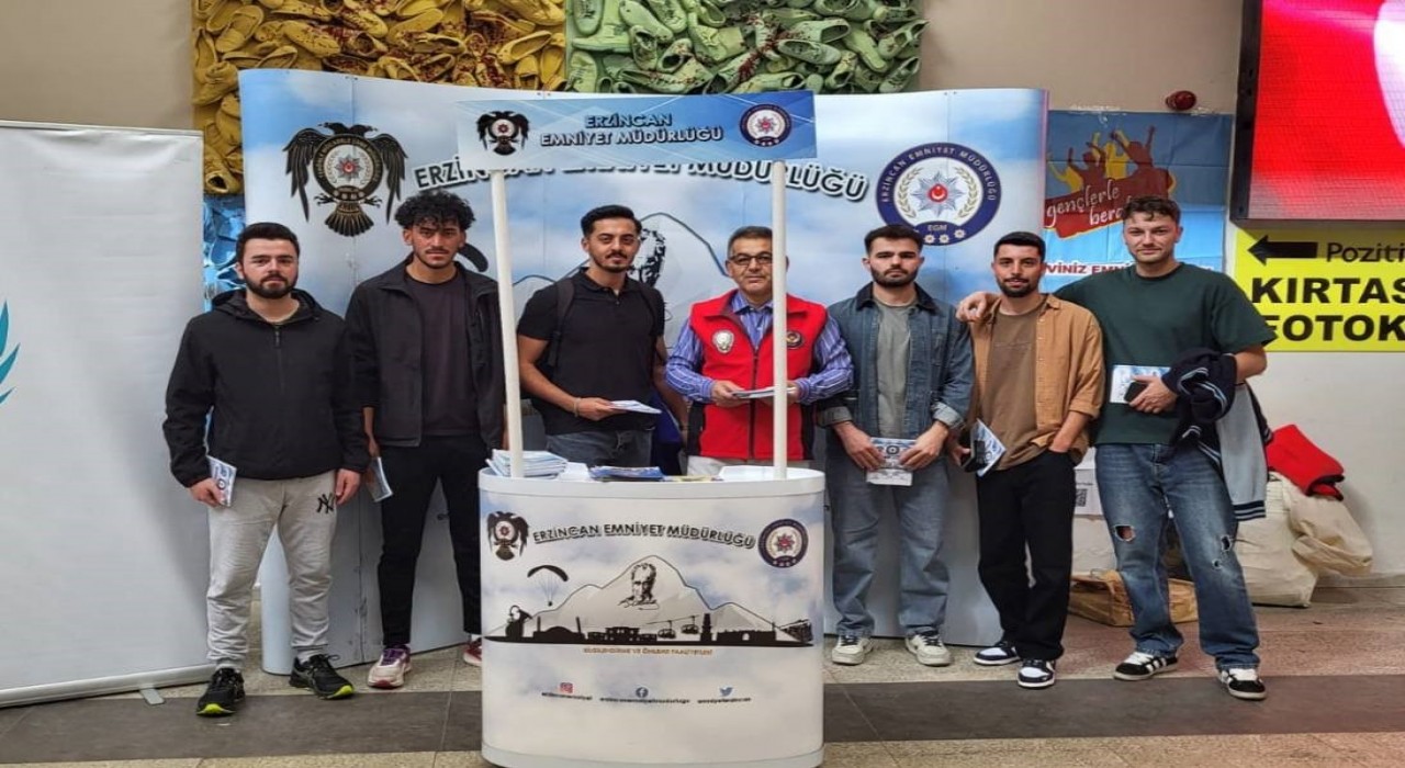 TEM ekipleri üniversiteli gençleri bilgilendirdi