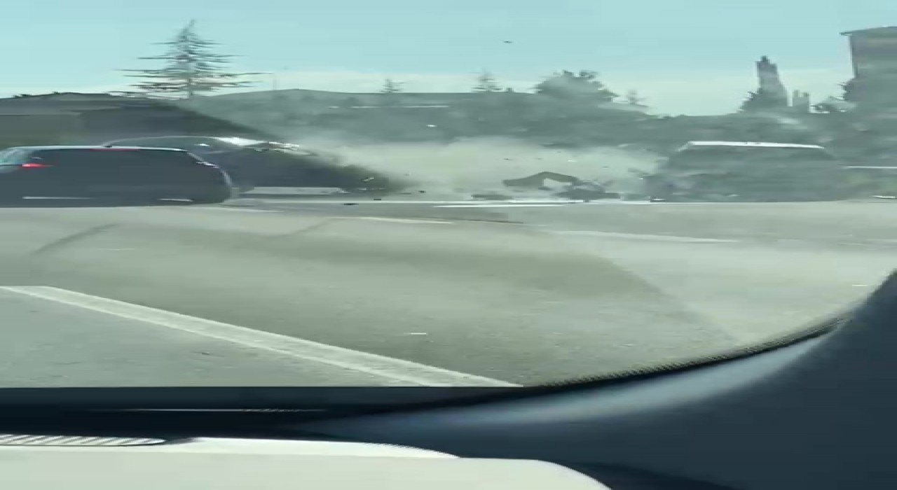 TEM Otoyolunda maganda dehşeti: Bebekli otomobili sıkıştırdı, 5 araç birbirine girdi