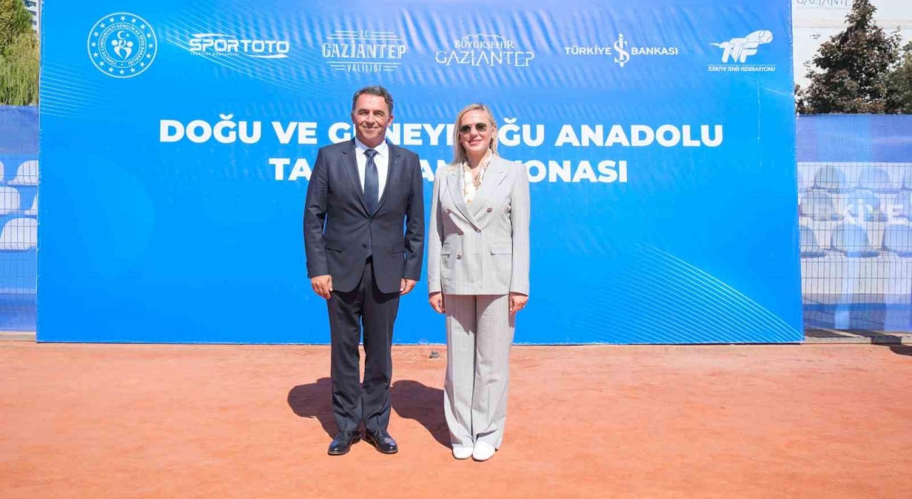 Teniste Doğu ve Güneydoğu Anadolu Takım Şampiyonası heyecanı