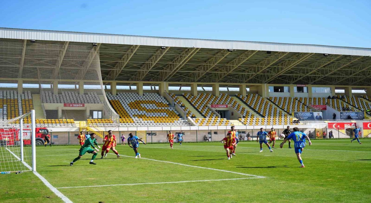 TFF 2. Lig: Muş Spor Kulübü: 3 - Yeni Malatyaspor: 1