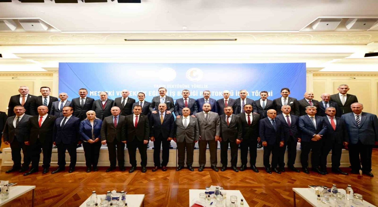 TOBB Başkanı Hisarcıklıoğlu: MEB ile imzalanacak anlaşmayla tarım alanındaki 30 meslek lisesini Ticaret Borsalarımızla eşleştireceğiz