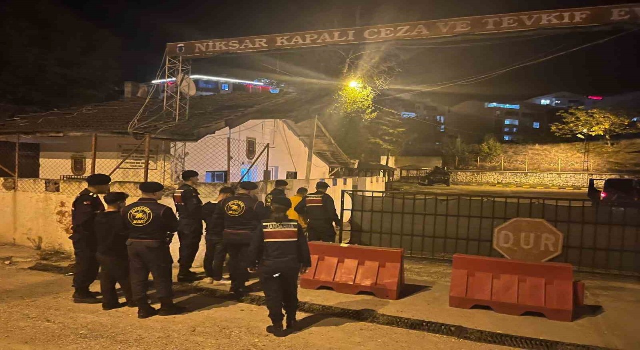 Tokatta jandarmadan hırsızlara suçüstü