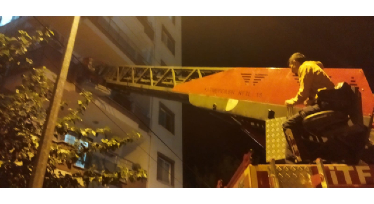 Toprakkale’de Evde Unutulan Anahtar Krizine İtfaiye Desteği