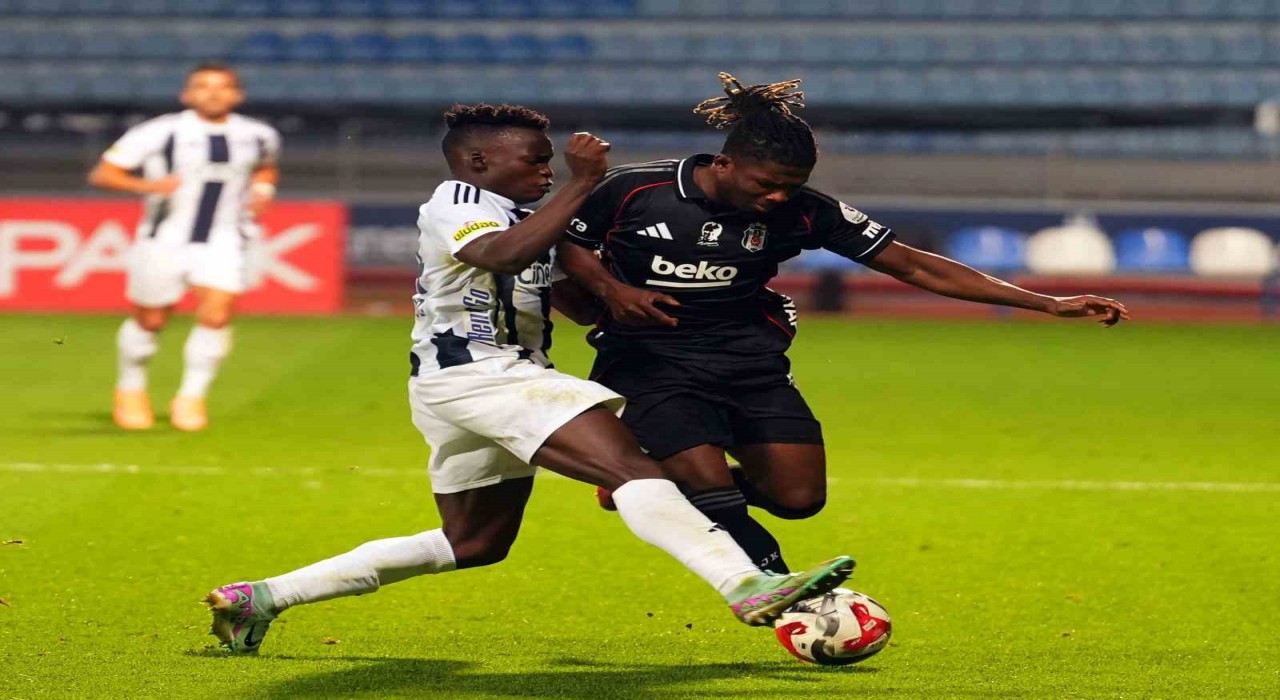 Trendyol Süper Lig: Kasımpaşa: 1 - Beşiktaş: 1 (Maç sonucu)