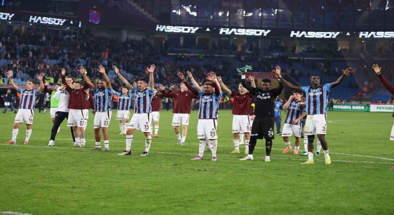 Trendyol Süper Lig: Trabzonspor: 2 - Eyüpspor: 0 (Maç sonucu)