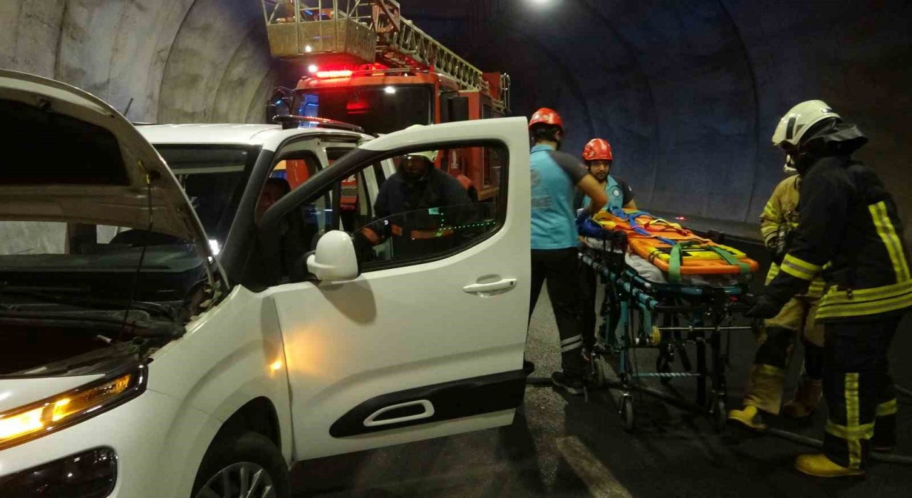 Troya Tünelinde trafik kazası tatbikatı