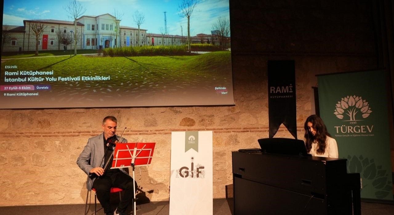 TÜRGEV GİF öğrencilerinden Kültür Yolu Festivalinde piyano resitali