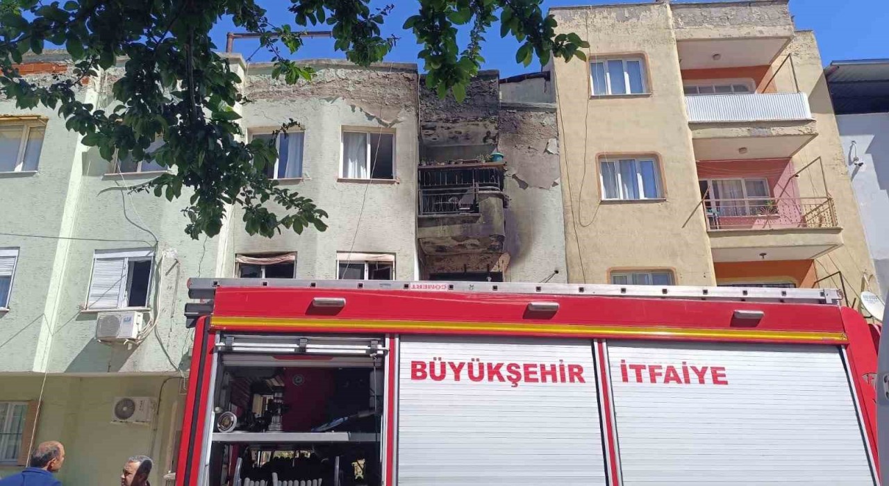 Turgutluda 1 buçuk yıl önceki yangında ağır yaralanan genç kız hayatını kaybetti