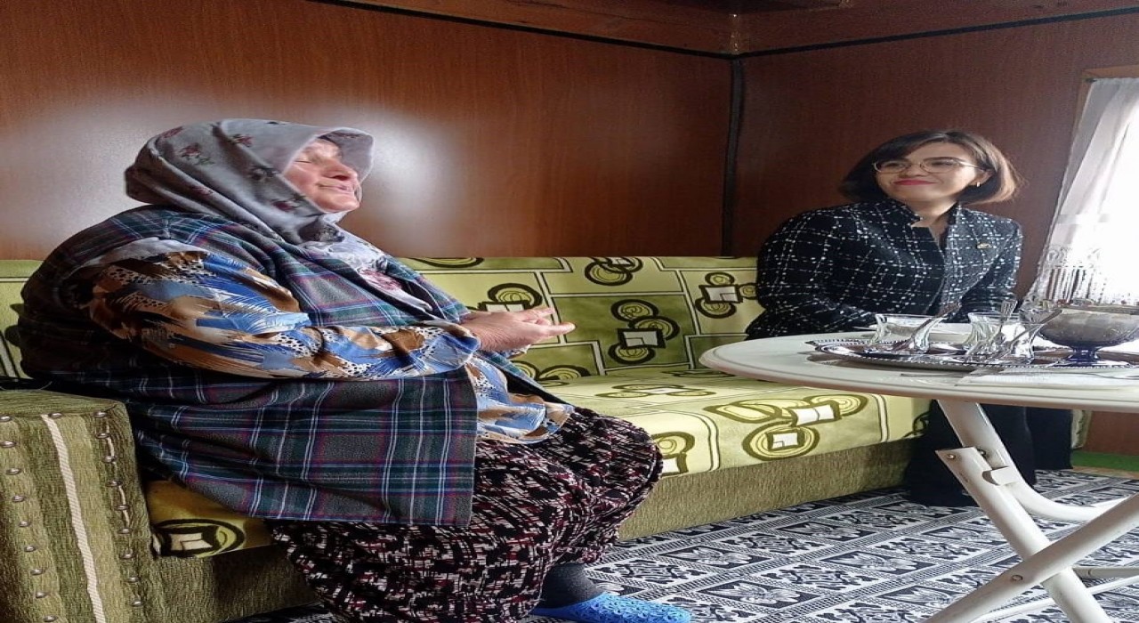 Türkelide yaşlılara vefa