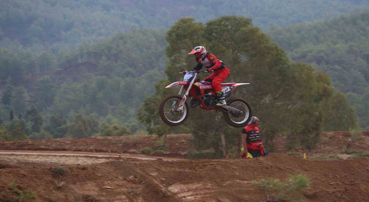 Türkiye Motokros Şampiyonasının 5. Ayak Yarışları Fethiyede Gerçekleştirildi