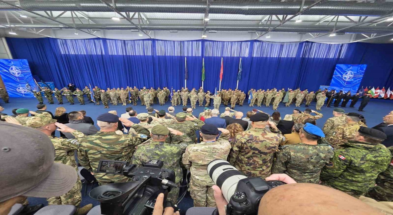 Türkiye, NATOnun Kosovadaki Barış Gücünün komutasını devraldı
