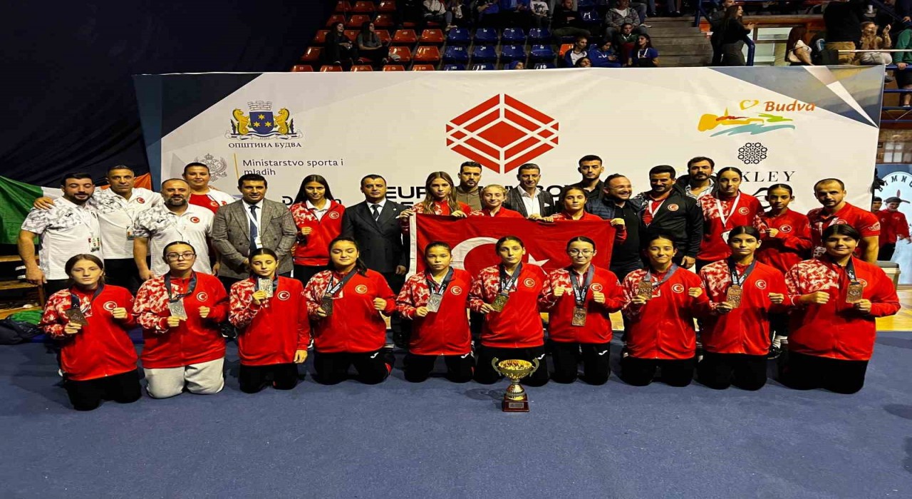 Türkiyeden U15 Avrupa Boks Şampiyonasında 16 madalya