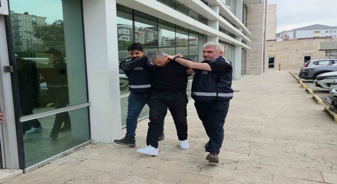 Türkiyeye iade edilen cinayet zanlısı Samsuna getirildi