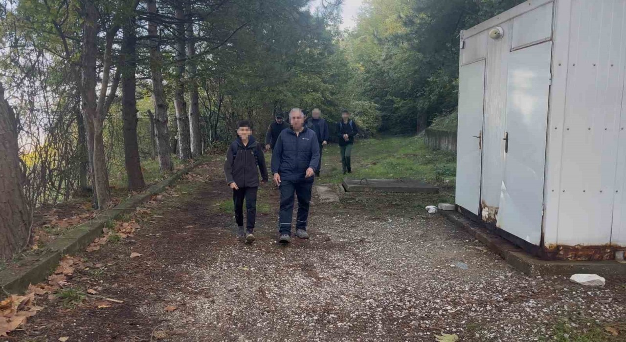 Uludağda vadide mahsur kalan maceracılar kurtarıldı