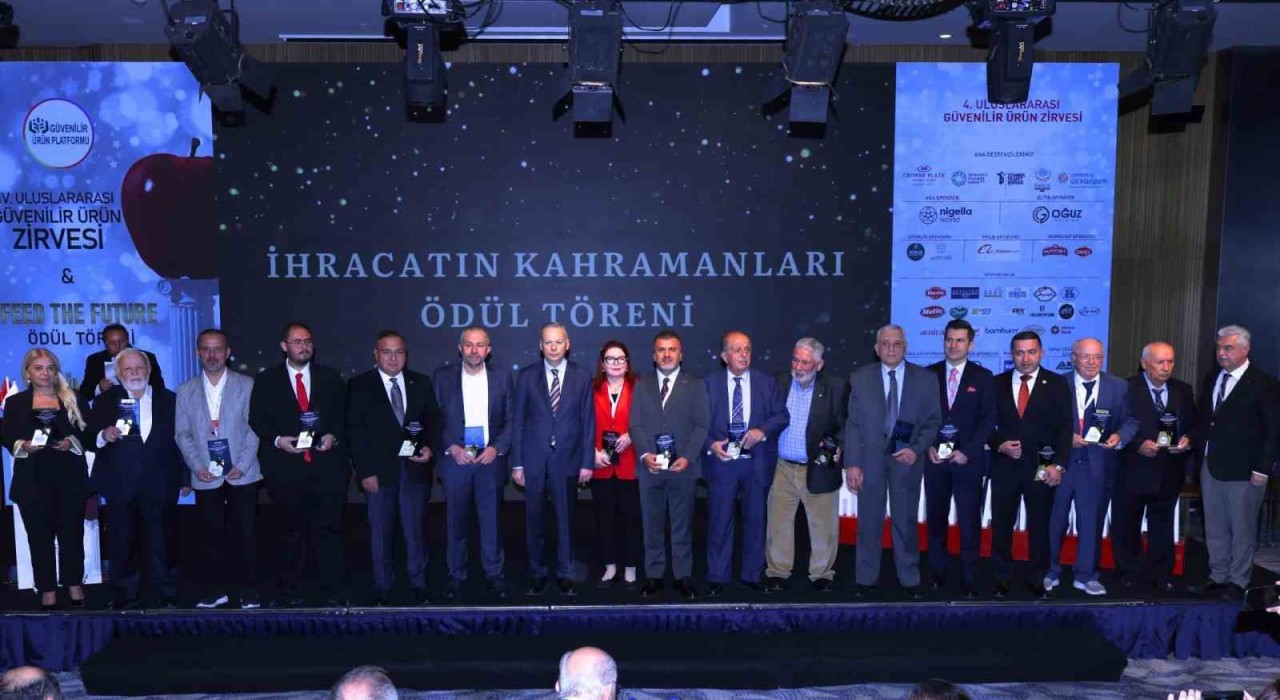 Uluslararası Güvenilir Ürün Zirvesinde e-ihracatın artırılması adımı atıldı