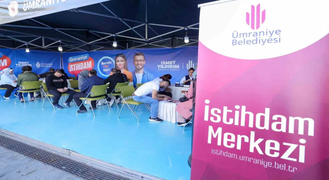 Ümraniyede istihdam çadırları kapılarını açtı