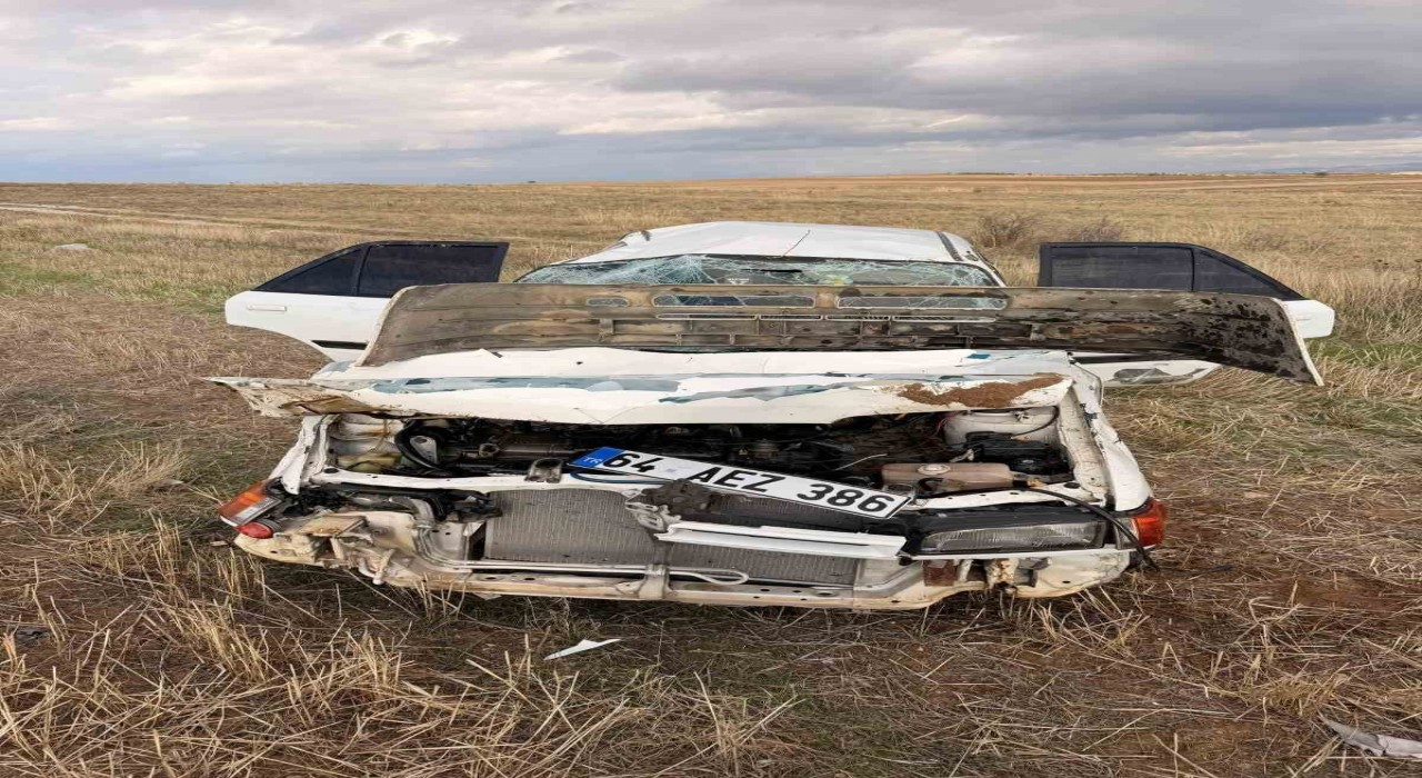 Uşakta otomobil tarlaya düştü: 1 kişi yaralandı