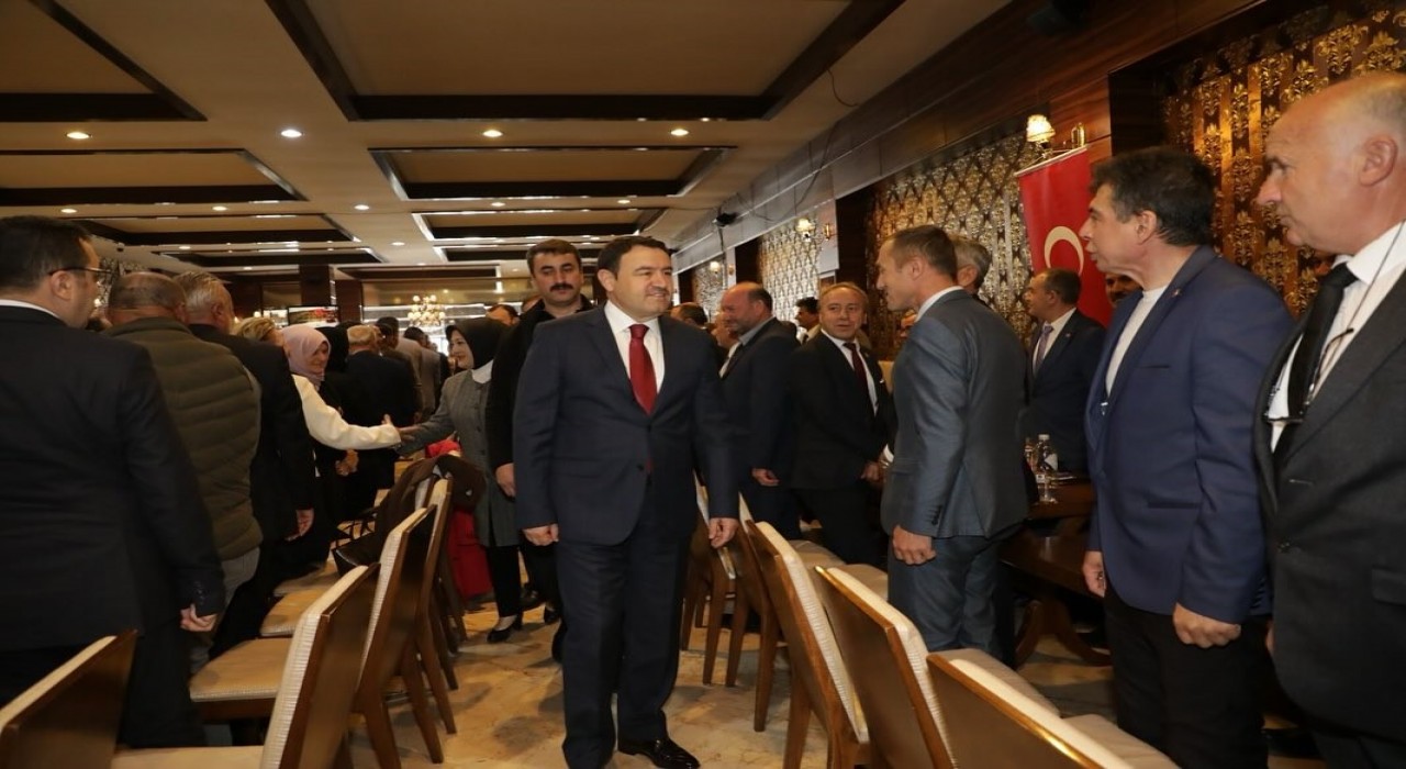 Vali Işın: Devletimiz güçlü, hükümetimiz gayretli, milletimiz fedakârdır