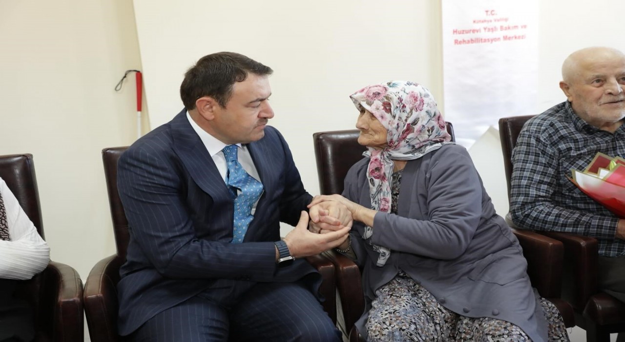 Vali Musa Işından huzurevi ziyareti