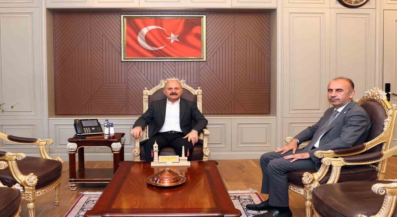 Vali Varol ve Rektör Keleşten proje değerlendirme toplantısı