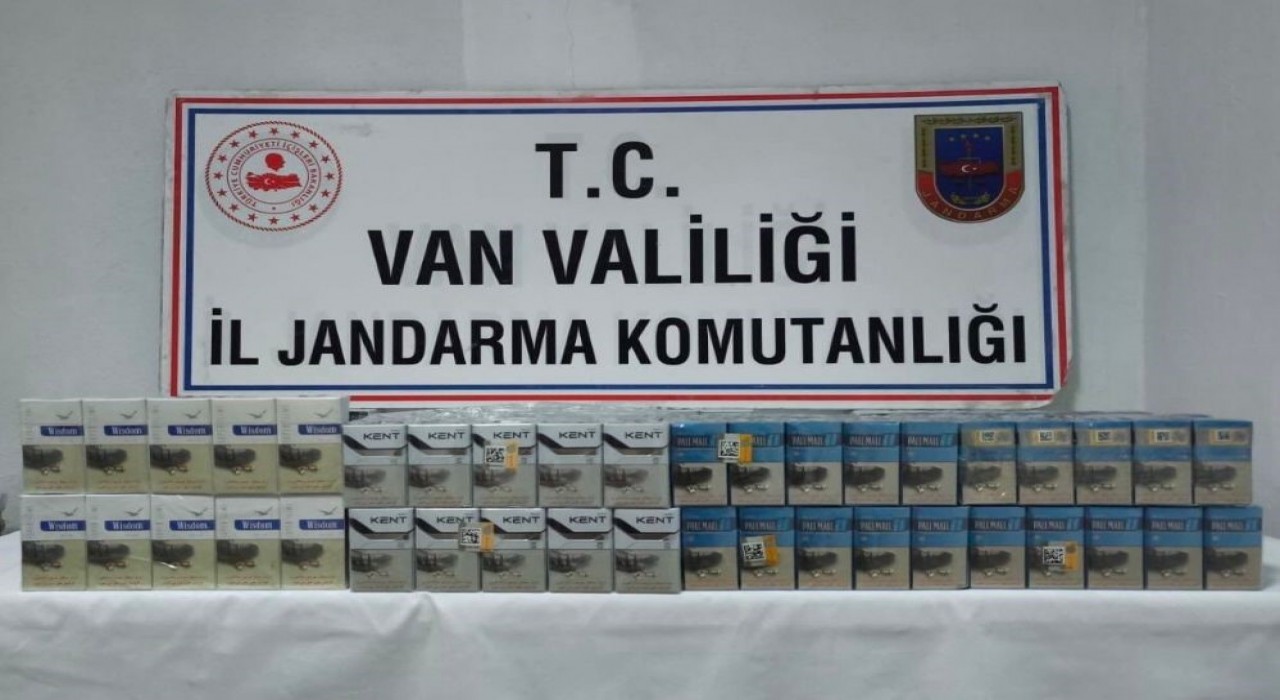 Vanda 2 bin 940 paket kaçak sigara ele geçirildi