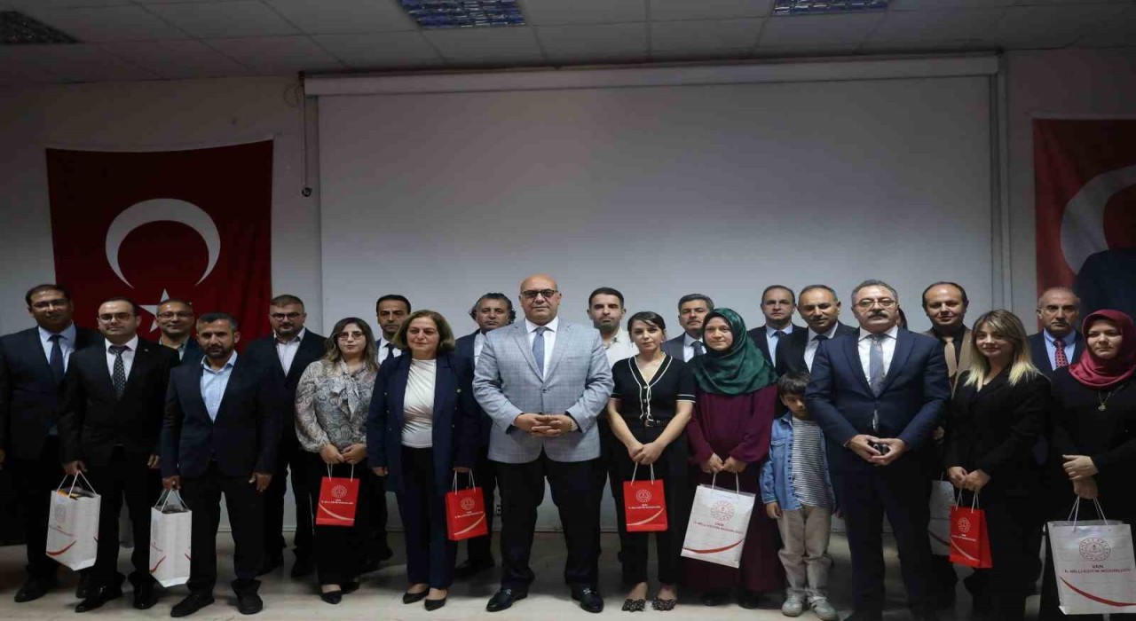 Vanda Eğitimde İyi Örnekler ödülleri sahiplerini buldu