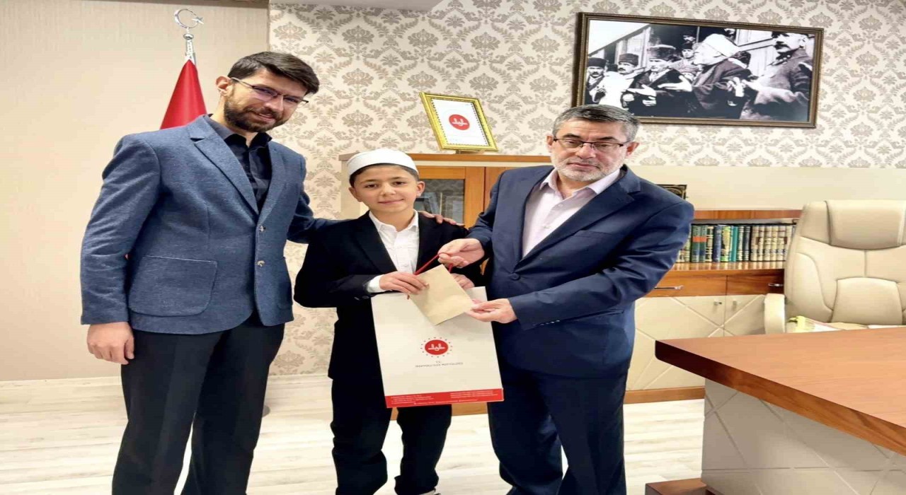 Vanda hafızlıkta bir ilk: 90 günde hafız oldu