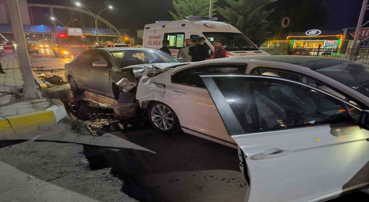 Vanda zincirleme kaza: 4 yaralı