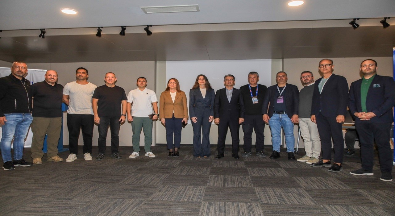 Veloturk Gran Fondo Çeşmenin basın toplantısı yapıldı