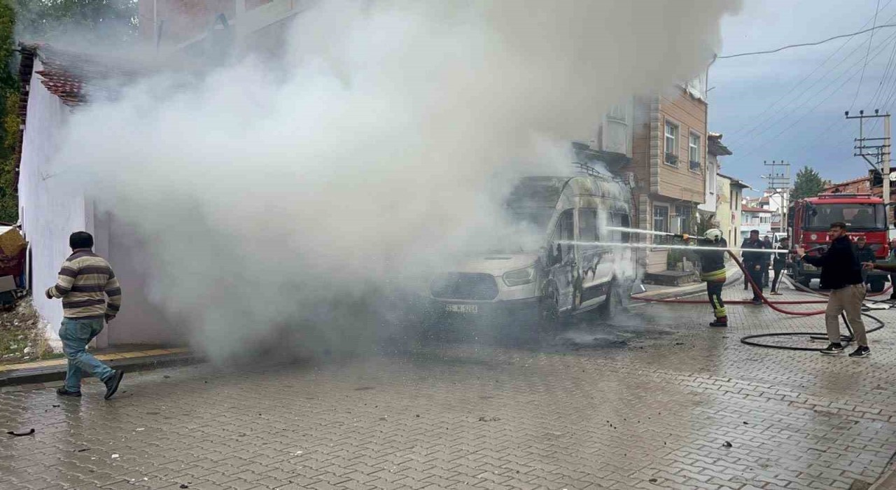 Vezirköprüde minibüs yangını