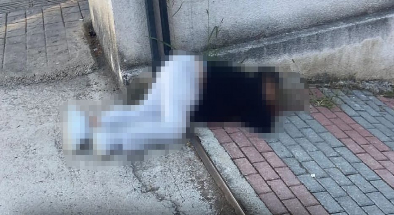 Yalovada eşini sokak ortasında öldürdü