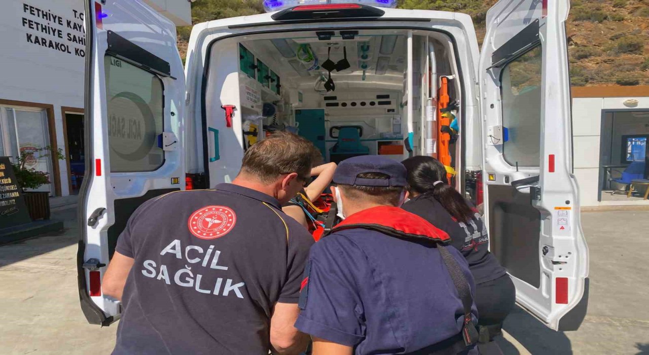 Yatta yaralanan vatandaşa Sahil Güvenlikten tıbbi tahliye