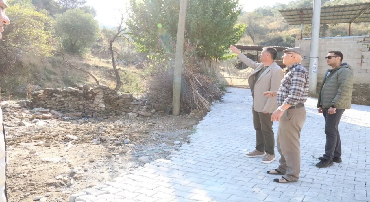 Yenipazarda belediye ekiplerinden hummalı çalışma