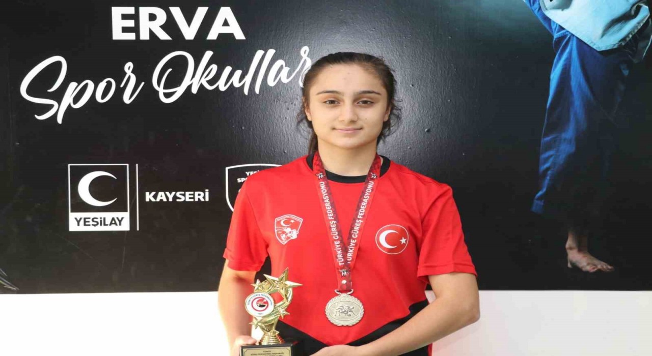 Yeşilay ERVAdan Balkan Şampiyonasına