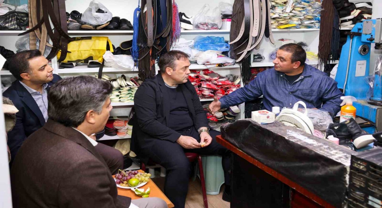 Yılın Ahisi Enis İnönlüye ziyaret