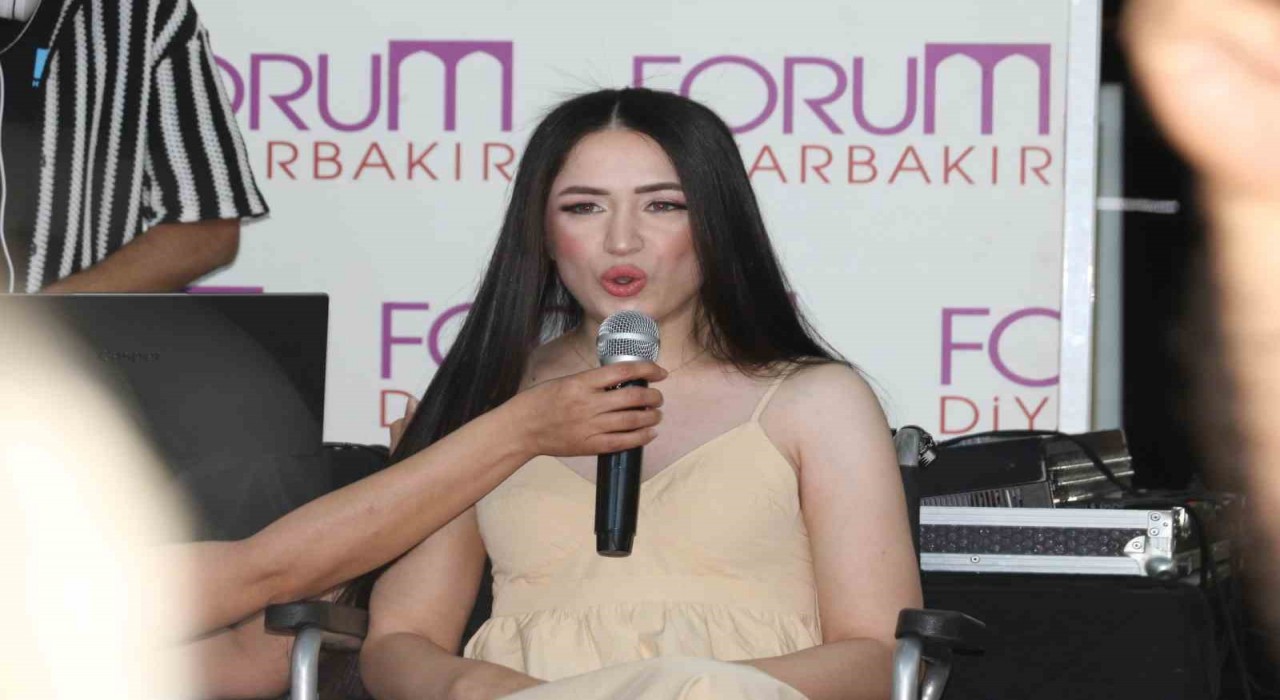 Yıllardır bugünü hayal ediyordu: Mutlu Kaya 10 yıl sonra sahneye çıktı