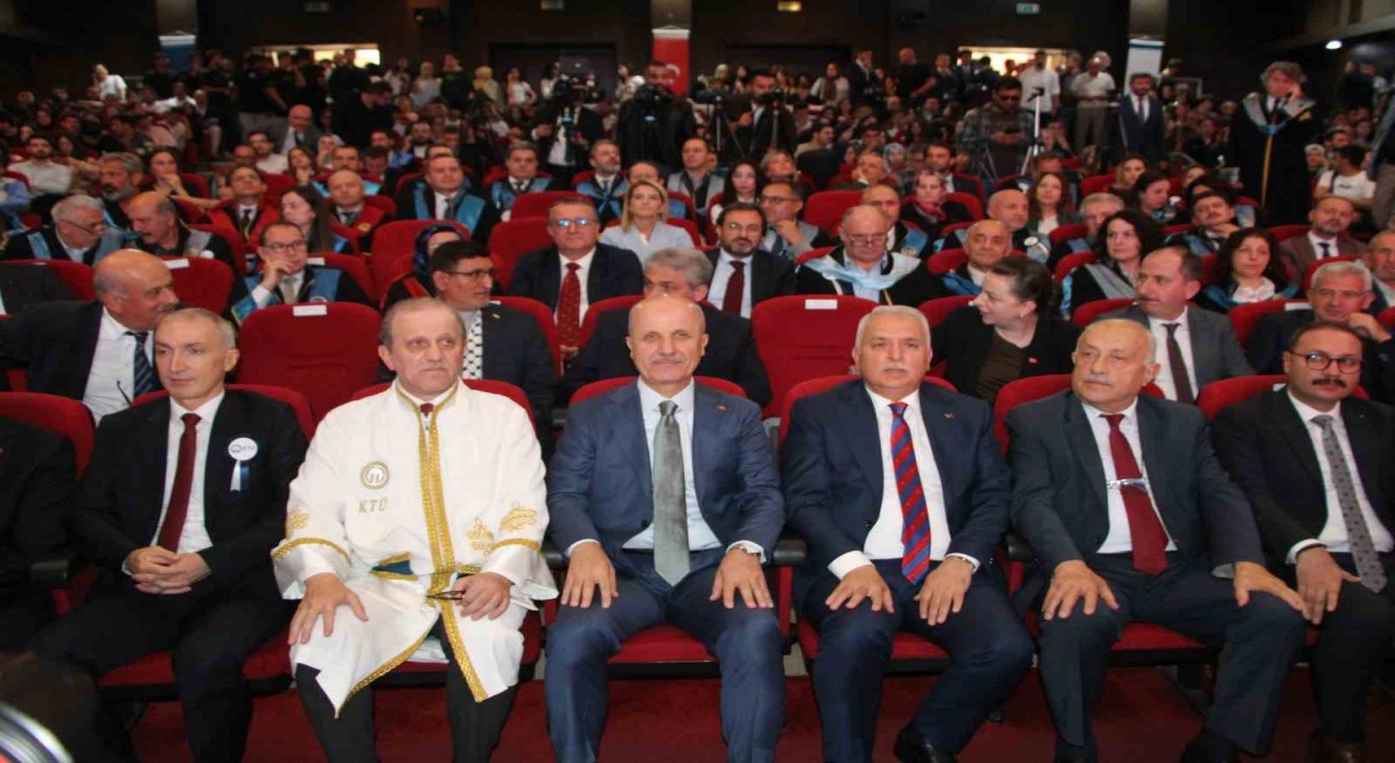 YÖK Başkanı Özvar Trabzonda KTÜnün eksiklerini sıraladı, önerilerde bulundu
