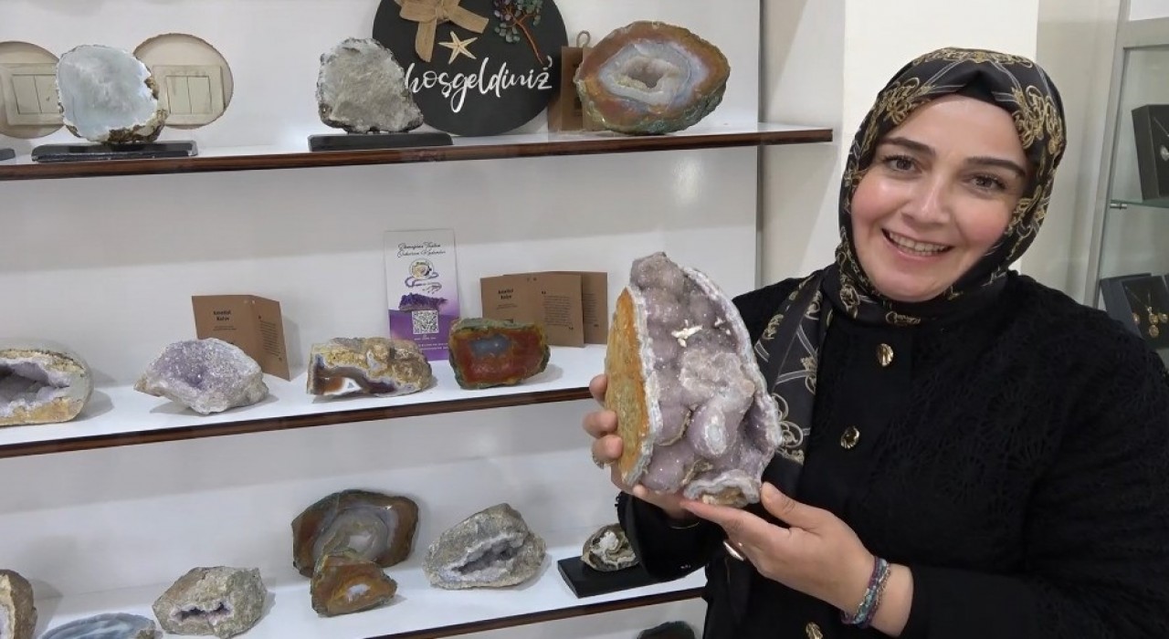 Yozgattan çıkarılıyor, kadınların elinde aksesuara dönüşüyor