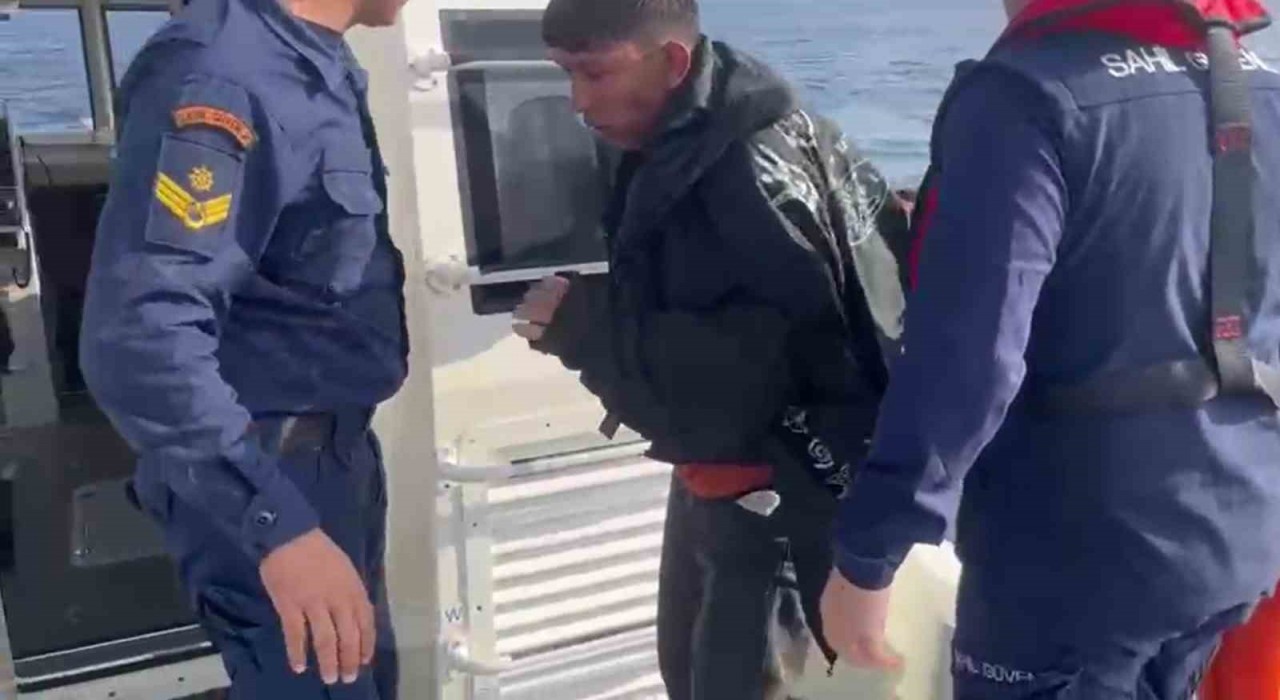 Yüzerek Yunanistana geçmeye çalıştı