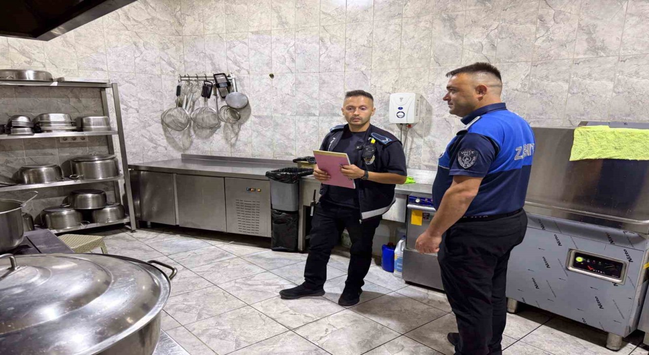 Zabıta ve Sağlık ekipleri ortak denetim yaptı