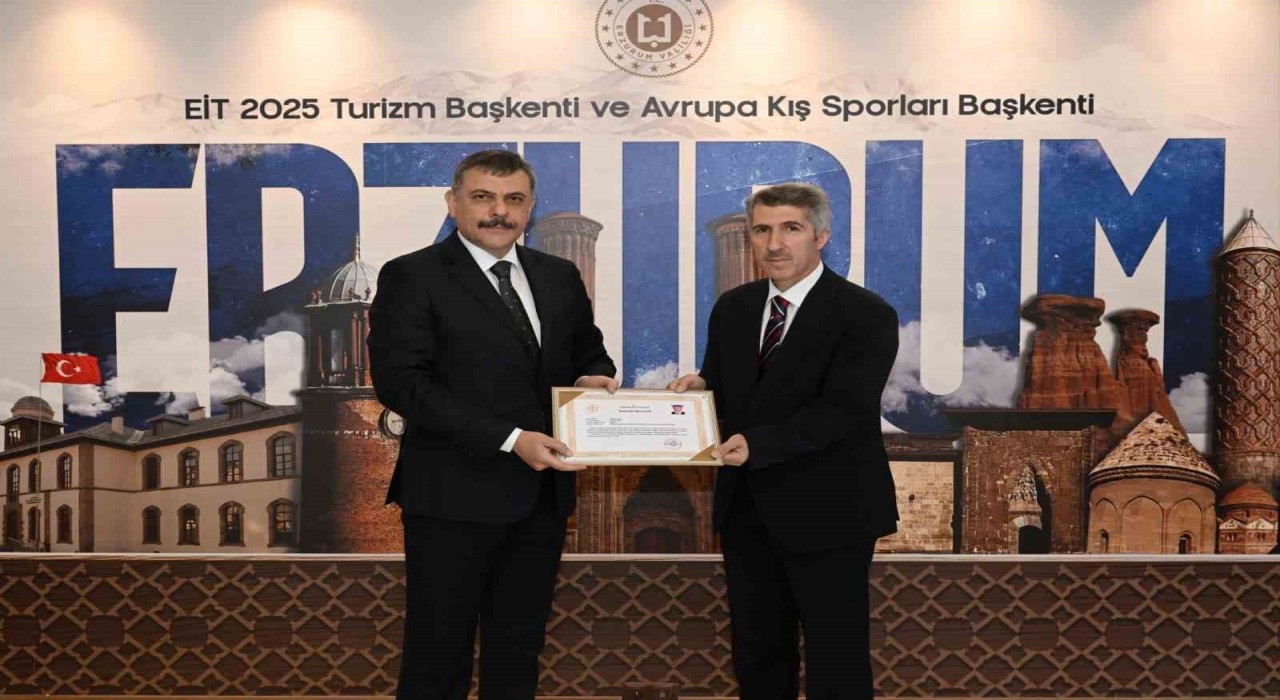 Zeki Koçak Hoca Erzuruma veda etti