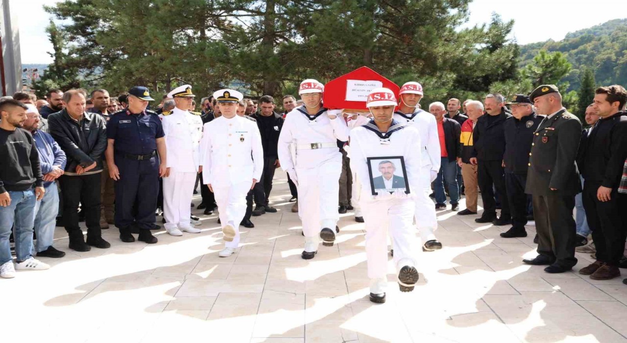 Zonguldakta Kıbrıs Gazisi son yolculuğuna uğurlandı