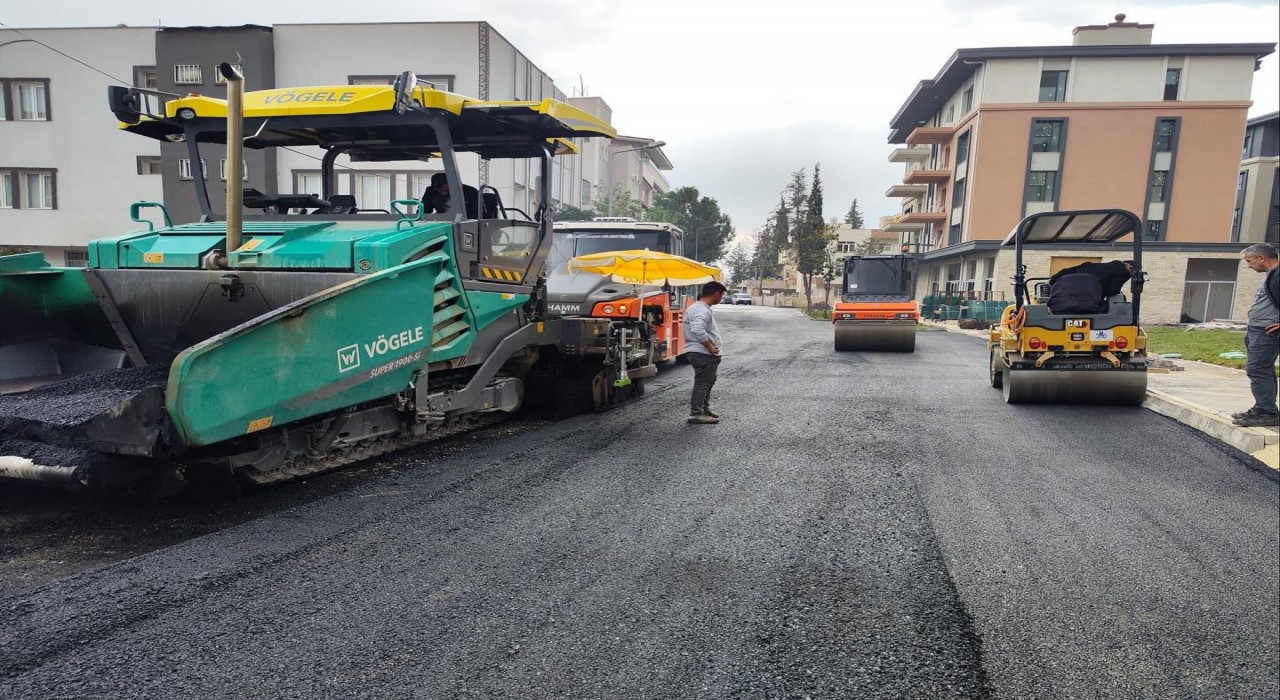 Adıyaman Belediyesinden çarşı merkezinde yoğun altyapı mesaisi