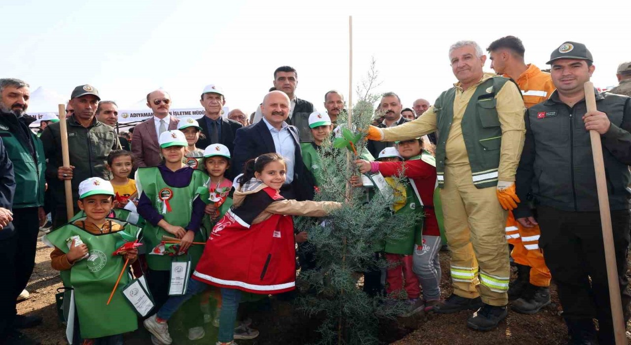 Adıyamanda 10 bin 500 fidan toprakla buluştu