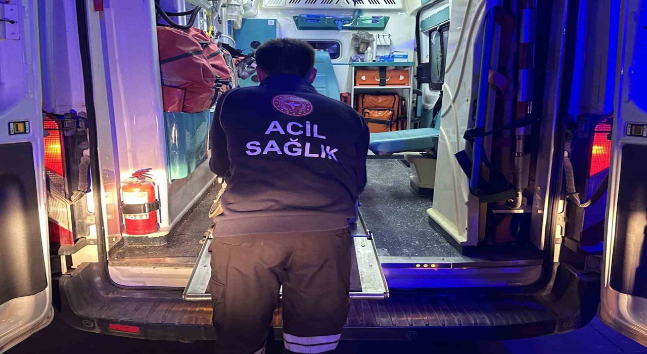 Adıyamanda istinat duvarı çöktü: 1 ağır yaralı