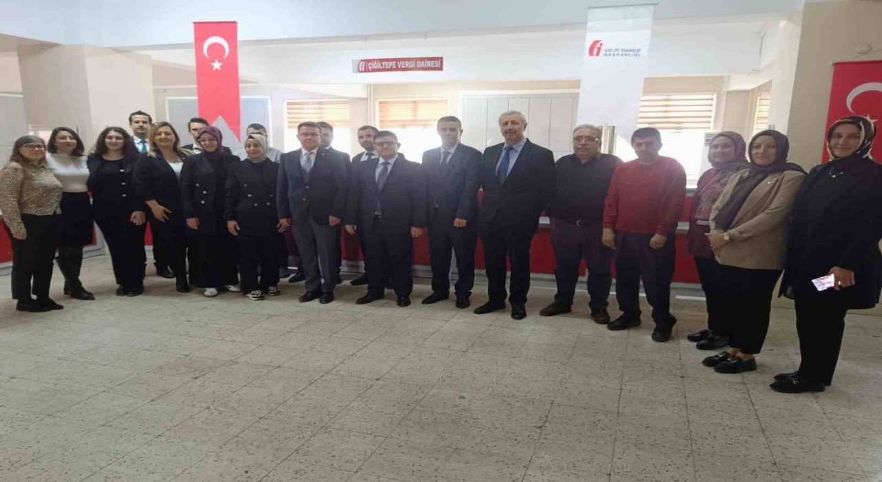 Afyonkarahisarda yeni bir vergi dairesi açıldı