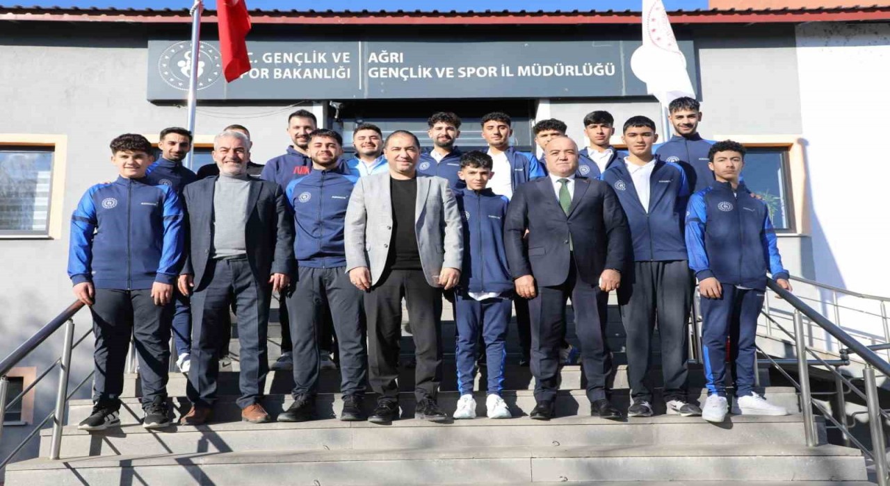 Ağrı Hentbolda Türkiye 2. Liginde