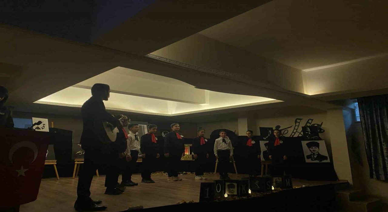 Ağrıda 10 Kasım Atatürkü anma töreni düzenlendi