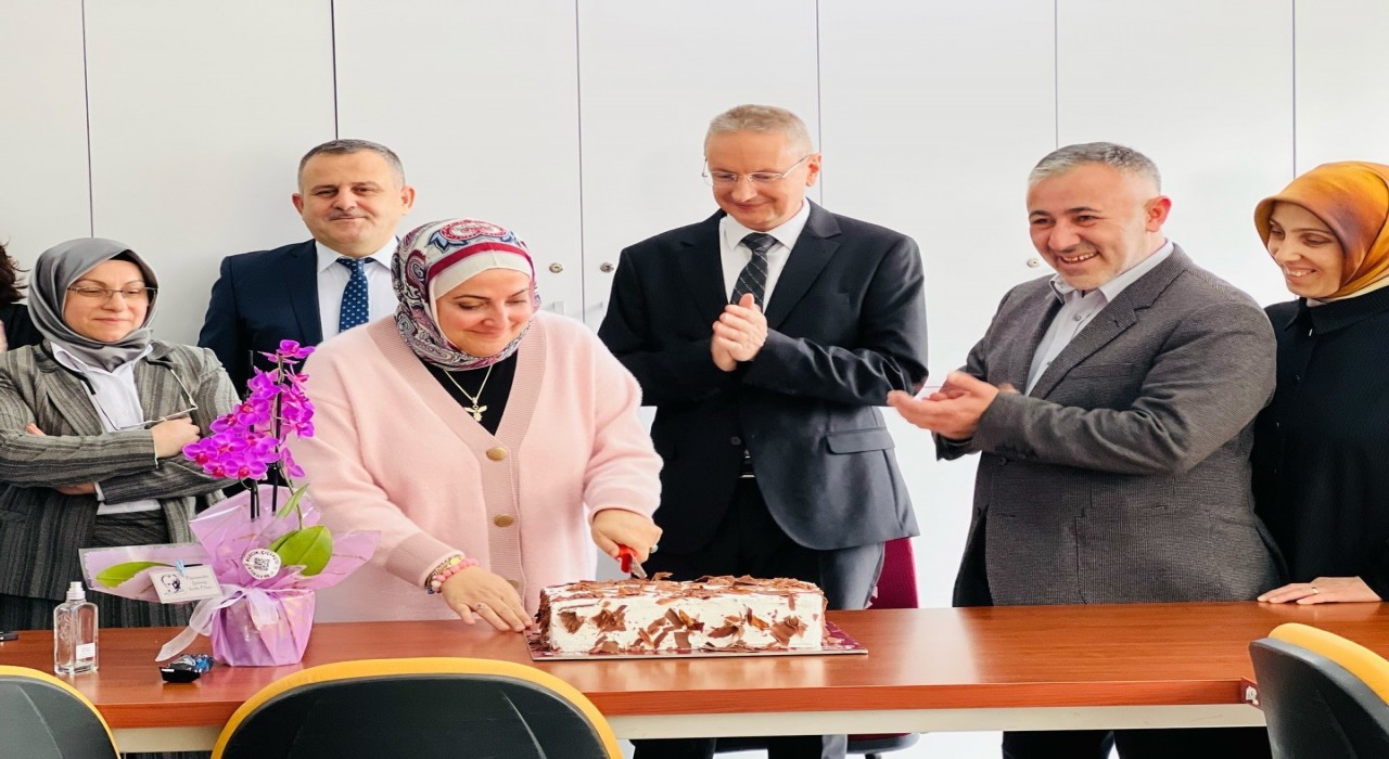 AK Parti öğretmenleri unutmadı