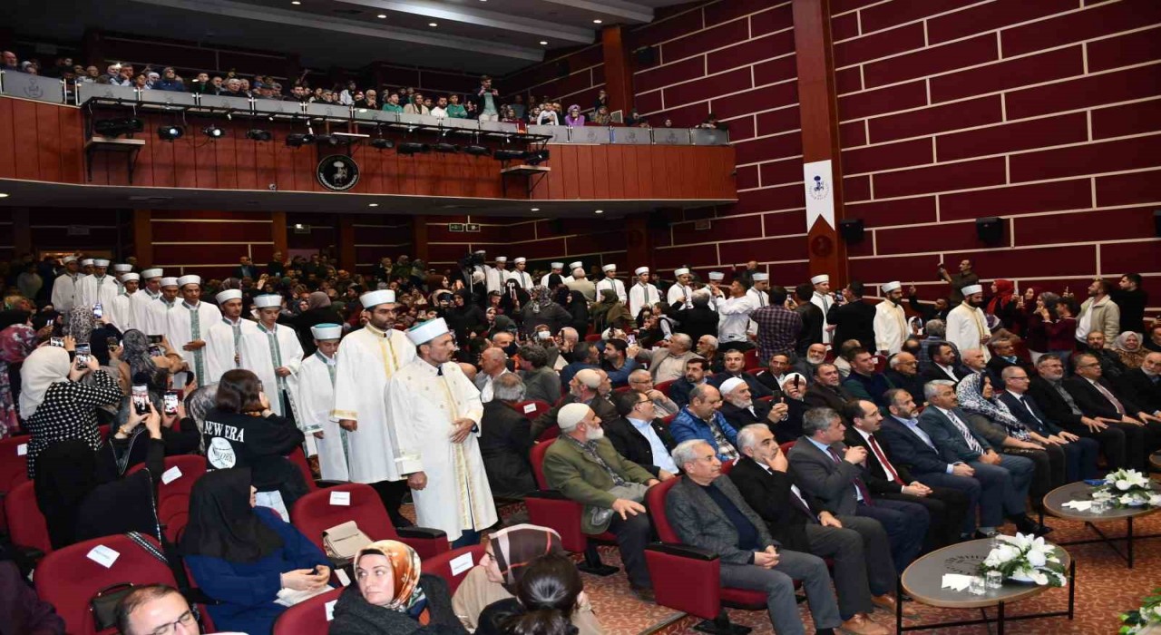 Akşehirde 22 hafız için icazet merasimi